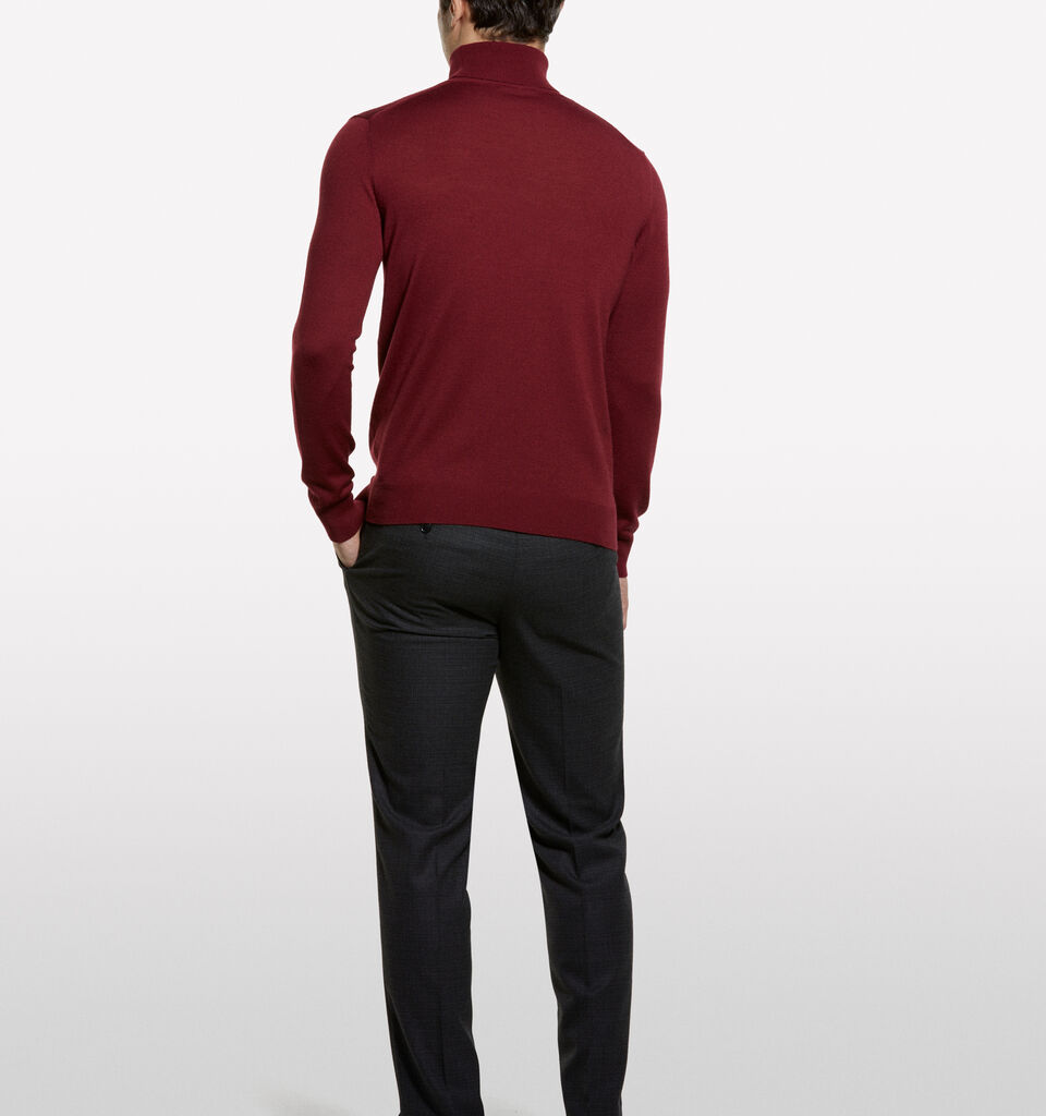 Maglia rosso granato con collo alto - maglie collo alto da uomo - Bordeaux | Sisley image number 2